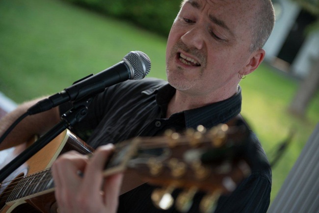 Dave Milliken performing at a wedding